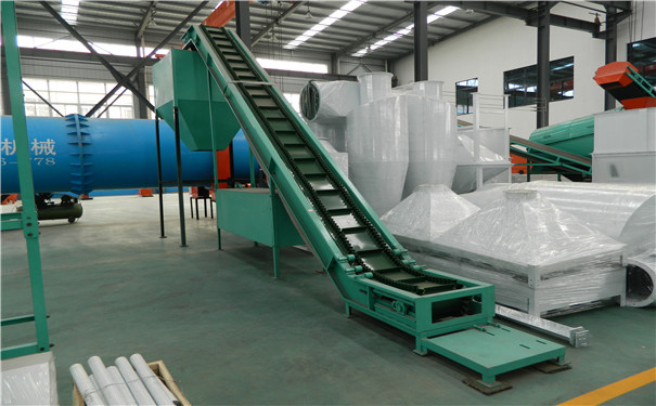 中国秸秆网综合报道，，，，，2017年农作物秸秆津贴有几个特点： 特点一：笼罩面较量广，，，，，天下许多省都有这个政策；；；；；；； 特点二：帮助工具多，，，，，企业、相助社、家庭农场、种养大户、农民小我私家都能申请；；；；；；；特点三：项目津贴资金差别大，，，，，通俗农户津贴1-2万元，，，，，相助社几万到几十万，，，，，企业几万到上万万。。。。。今天先容的这个政策，，，，，叫农作物秸秆综合使用项目。。。。。