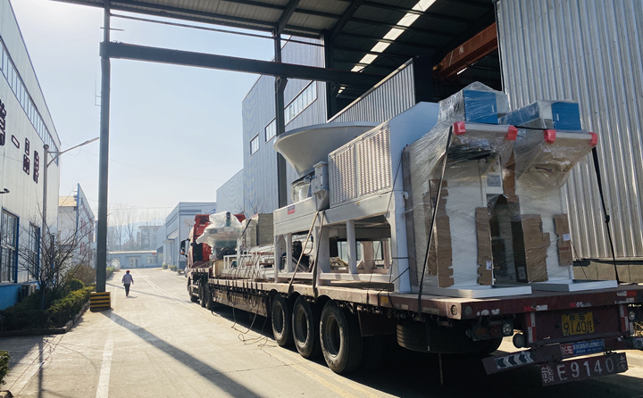 生产线装备转车完成，，，准备发往郑州