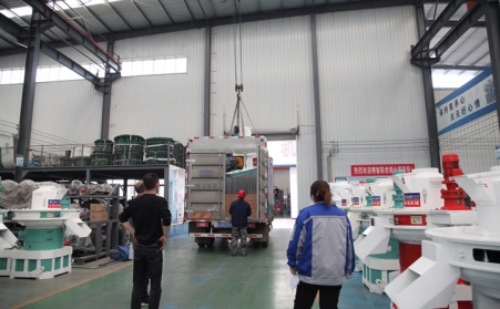 生物质燃料颗；；；；；；⒒趵玻∧乖谟淘ヂ穑浚？？？？？早下单早发货，，，，，gogogo