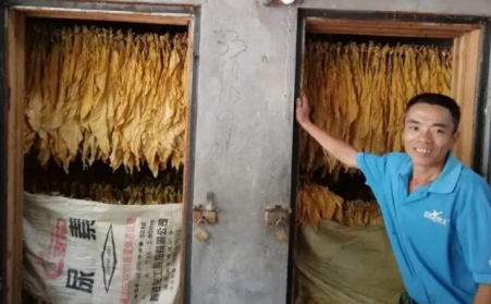 光泽华侨乡：刷新生物质颗粒燃料烤房，，，，，，，，助力烟农减工增收
