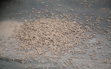 怎样推进农村能源绿色低碳转型和秸秆高值化使用？？？？？